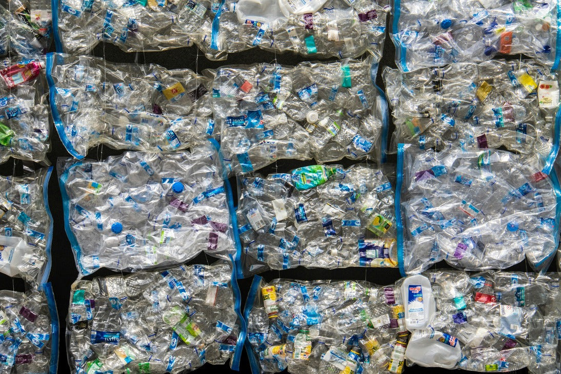 Genanvendelig plastik - RPET bidrager til en grønnere samvittighed